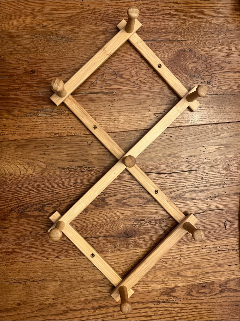 Expandable Wooden Wall Rack - Natural Wood Pegs